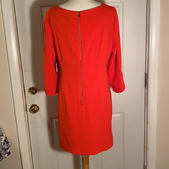 Dress - Picture 3 of 3